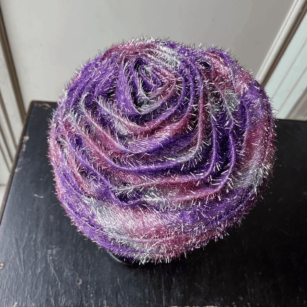 1940s-50s Vintage Purple & Silver Lamé Rose Pillbox Turban Hat | ILGWU Union Mad